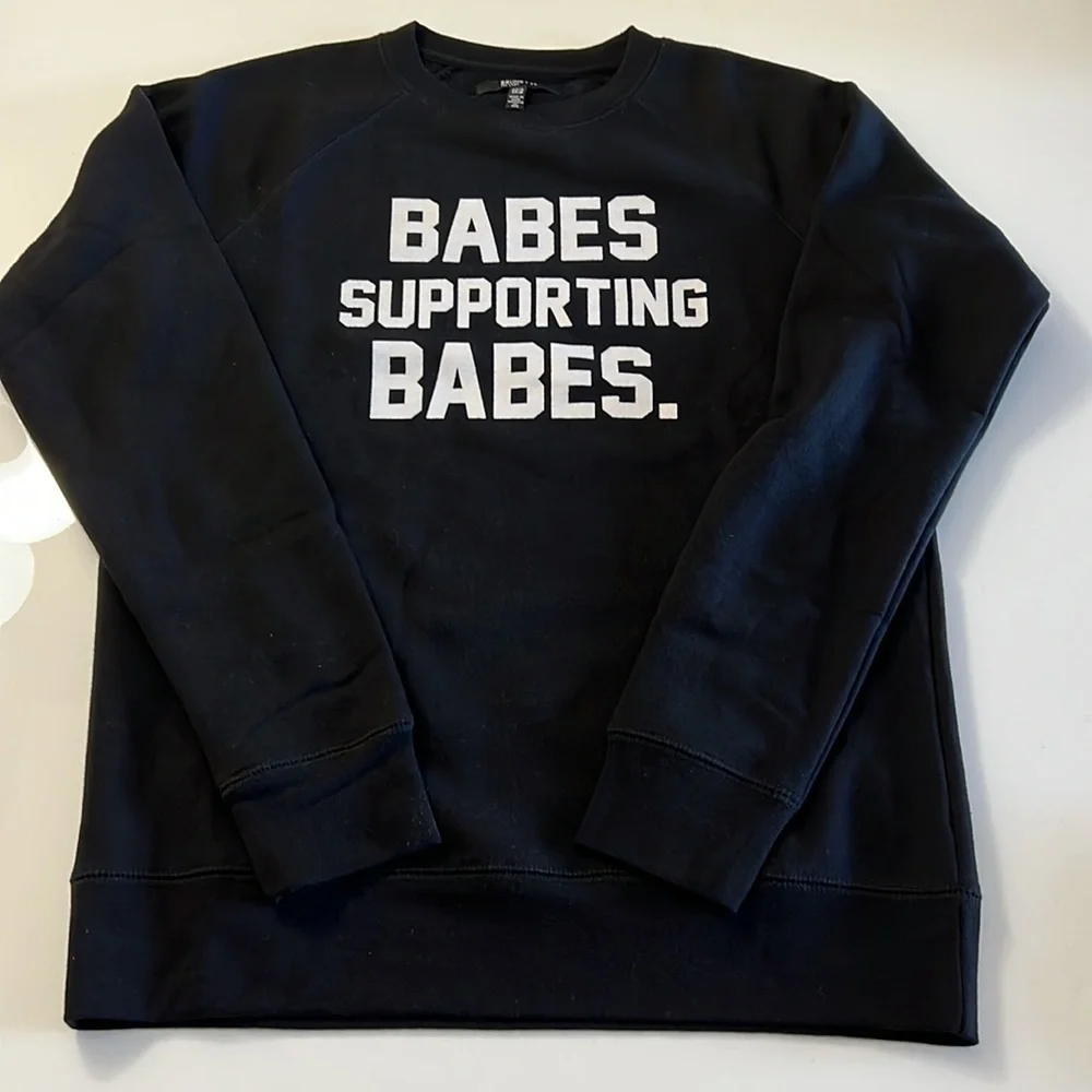 SOLD! NWT: Babes Supporting Babes Sweatshirt by Brunette The Label XS/S - Picture 3 of 10